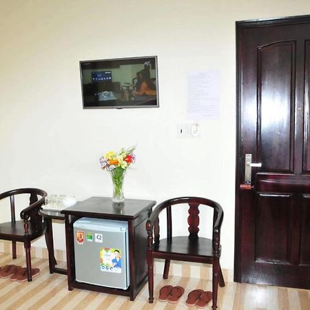 Tung Huong Hotel Дуонг-Донг Экстерьер фото