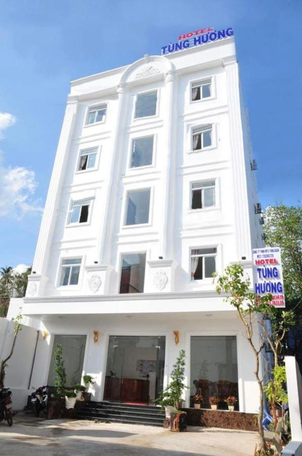 Tung Huong Hotel Дуонг-Донг Экстерьер фото