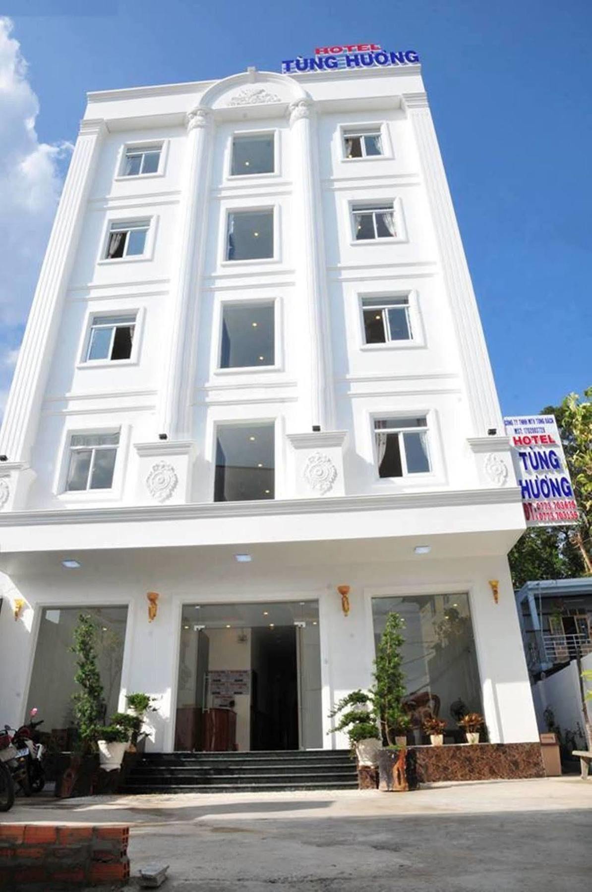 Tung Huong Hotel Дуонг-Донг Экстерьер фото